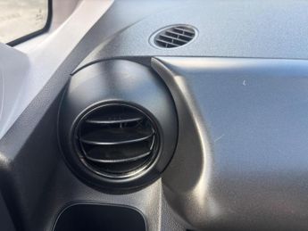 Honda Jazz 1.4 i-VTEC ES Plus CVT Euro 5 5dr