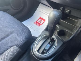 Honda Jazz 1.4 i-VTEC ES Plus CVT Euro 5 5dr