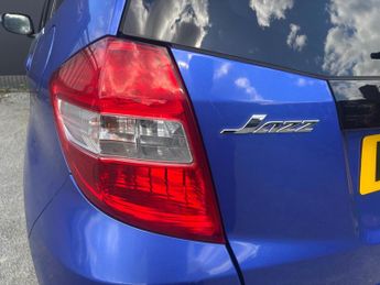 Honda Jazz 1.4 i-VTEC ES Plus CVT Euro 5 5dr