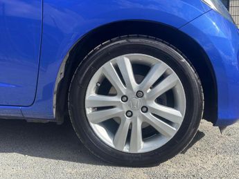 Honda Jazz 1.4 i-VTEC ES Plus CVT Euro 5 5dr