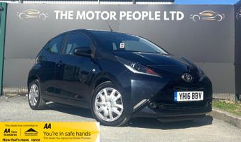 Toyota AYGO 1.0 VVT-i x-play Euro 6 5dr