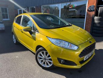 Ford Fiesta 1.0T EcoBoost Titanium Hatchback 5dr Petrol Powershift Euro 6 (1