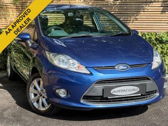 Ford Fiesta 1.25 Zetec Hatchback 5dr Petrol Manual (129 g/km, 81 bhp) 12 MON