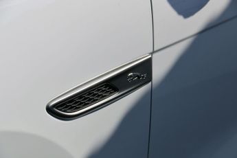 Jaguar F-PACE 2.0 D200 MHEV R-Dynamic HSE Black 90th Anniversary Edition Auto 
