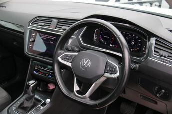 Volkswagen Tiguan 1.5 TSI Elegance DSG Euro 6 (s/s) 5dr
