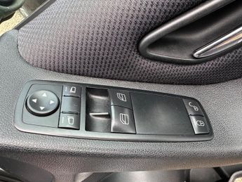 Mercedes-Benz A Class 1.5 A160 Classic SE CVT 5dr