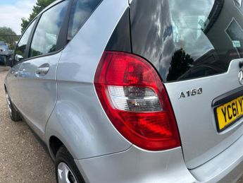 Mercedes-Benz A Class 1.5 A160 Classic SE CVT 5dr