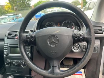 Mercedes-Benz A Class 1.5 A160 Classic SE CVT 5dr