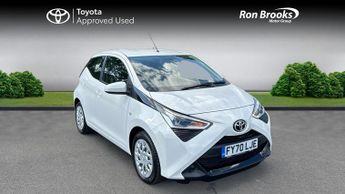 Toyota AYGO 1.0 VVT-i x-play x-shift Euro 6 5dr (Safety Sense)