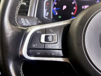 Volkswagen T-Roc 1.5 TSI EVO R-Line DSG Euro 6 (s/s) 5dr