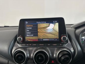 Nissan Juke 1.0 DIG-T N-Connecta Euro 6 (s/s) 5dr