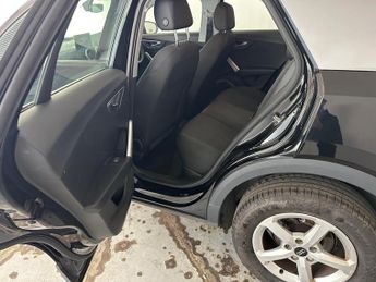 Audi Q2 2.0 TDI 30 Technik S Tronic Euro 6 (s/s) 5dr