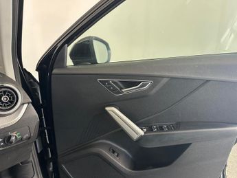 Audi Q2 2.0 TDI 30 Technik S Tronic Euro 6 (s/s) 5dr