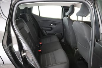 Dacia Sandero 1.0 TCe Comfort Euro 6 (s/s) 5dr