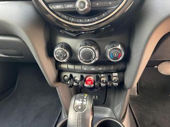 MINI Hatch 1.5 Cooper D Auto Euro 6 (s/s) 5dr