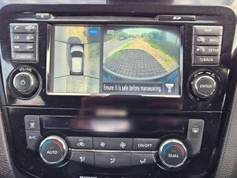 Nissan Qashqai 1.2 DIG-T N-Connecta XTRON Euro 6 (s/s) 5dr