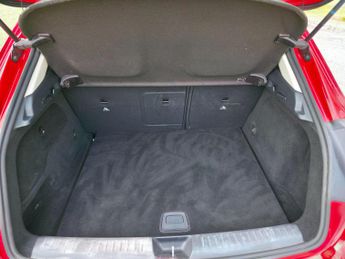 Mercedes-Benz GLA 1.6 GLA180 Urban Edition 7G-DCT Euro 6 (s/s) 5dr