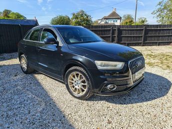 Audi Q3 2.0 TFSI S line SUV 5dr Petrol S Tronic quattro Euro 5 (s/s) (17