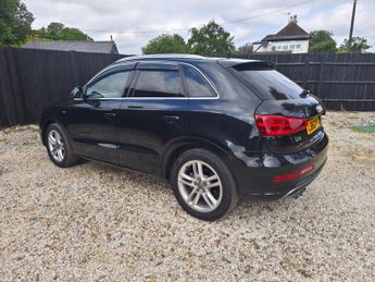 Audi Q3 2.0 TFSI S line S Tronic quattro Euro 5 (s/s) 5dr