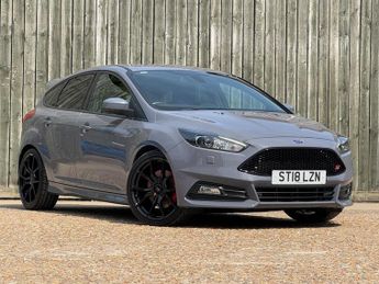 Ford Focus 2.0T EcoBoost ST-3 Euro 6 (s/s) 5dr