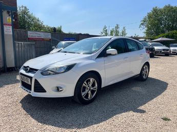 Ford Focus 1.6 Zetec Euro 5 5dr