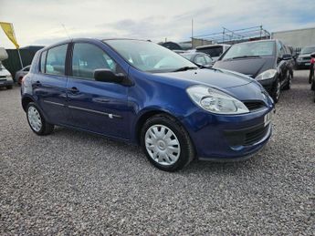Renault Clio 1.6 VVT Expression 5dr