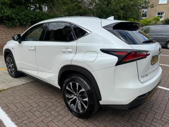 Lexus NX 2.5 300h F Sport E-CVT 4WD Euro 6 (s/s) 5dr