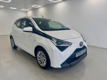 Toyota AYGO 1.0 VVT-i x-play Euro 6 5dr