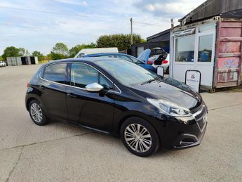 Peugeot 208 1.2 PureTech Allure Euro 6 5dr