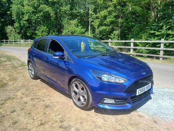 Ford Focus 2.0T EcoBoost ST-2 Euro 6 (s/s) 5dr