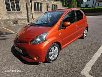 Toyota AYGO 1.0 VVT-i Fire Euro 5 5dr