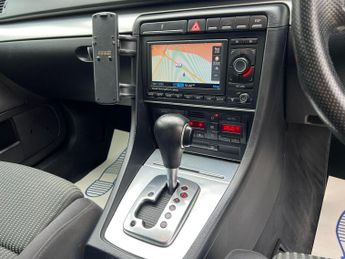 Audi A4 2.0 TDI S line CVT 4dr