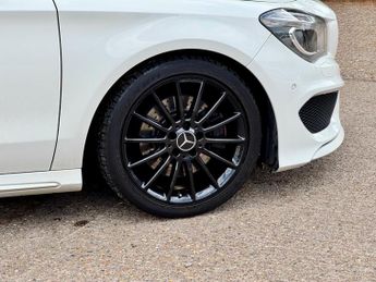 Mercedes-Benz CLA 2.1 CLA220 CDI AMG Sport Shooting Brake 7G-DCT Euro 6 (s/s) 5dr