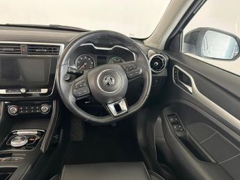 MG MG ZS 44.5kWh Exclusive Auto 5dr