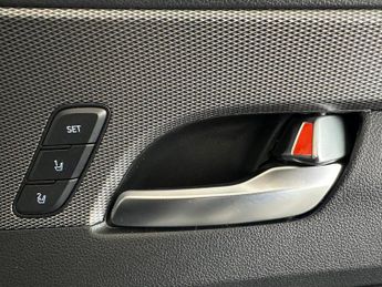 Hyundai Santa Fe 2.2 CRDi Premium SE Auto 4WD Euro 6 (s/s) 5dr 7 Seat