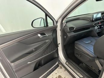 Hyundai Santa Fe 2.2 CRDi Premium SE Auto 4WD Euro 6 (s/s) 5dr 7 Seat