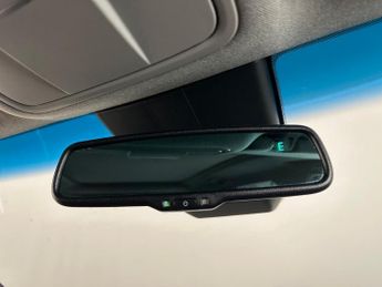 Hyundai Santa Fe 2.2 CRDi Premium SE Auto 4WD Euro 6 (s/s) 5dr 7 Seat