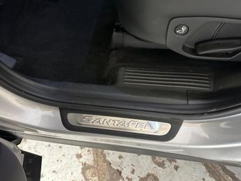 Hyundai Santa Fe 2.2 CRDi Premium SE Auto 4WD Euro 6 (s/s) 5dr 7 Seat