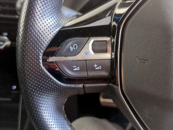 Peugeot E-208 50kWh GT Auto 5dr