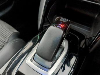 Peugeot E-208 50kWh GT Auto 5dr