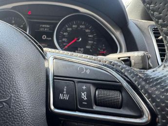 AUDI Q7 3.0 TDI V6 S line Plus SUV 5dr Diesel Tiptronic quattro Euro 5 (