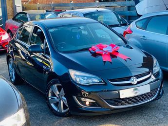 Vauxhall Astra 1.6i SRi Euro 6 5dr