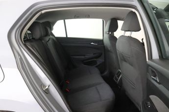Volkswagen Golf 1.0 TSI Life Euro 6 (s/s) 5dr