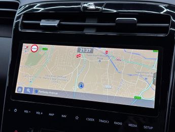 Hyundai TUCSON 1.6 h T-GDi 13.8kWh Premium Auto 4WD Euro 6 (s/s) 5dr