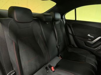 Mercedes-Benz A Class 1.5 A180d AMG Line (Executive) 7G-DCT Euro 6 (s/s) 4dr