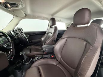 MINI Hatch 1.5 Cooper Auto Euro 6 (s/s) 3dr