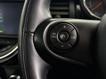 MINI Hatch 1.5 Cooper Auto Euro 6 (s/s) 3dr