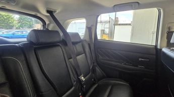 Mitsubishi Outlander 2.0h 12kWh 4hs CVT 4WD Euro 6 (s/s) 5dr