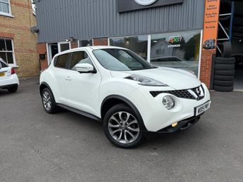Nissan Juke 1.6 Tekna SUV 5dr Petrol XTRON Euro 6 (117 ps) LOW MILEAGE