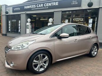 Peugeot 208 1.4 HDi Allure Euro 5 5dr